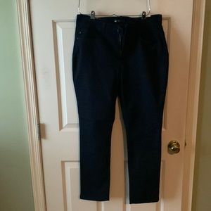 New without tags Lee jeans with decorative pattern